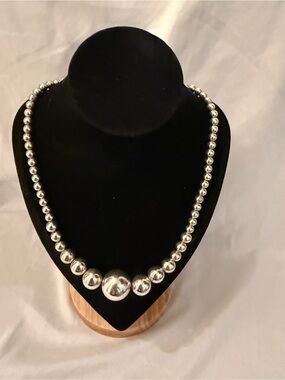 Sterling Silver Graduated Bead Necklace - Polished Silver Statement